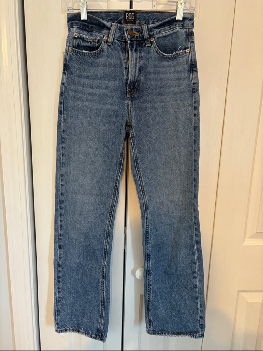 BDG Straight-Leg High-Rise Jeans in Medium Blue Wash